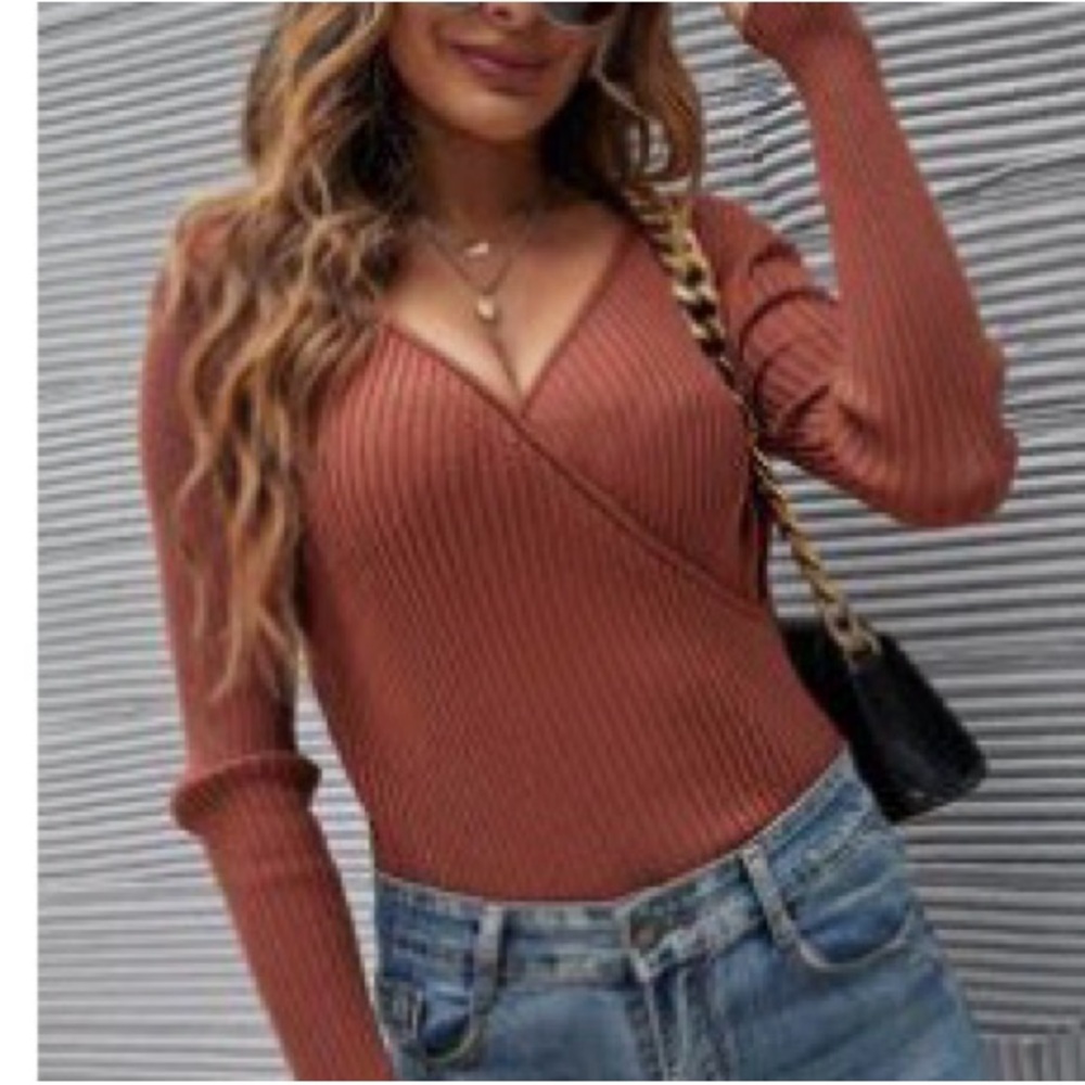 SHEIN Rust Ribbed Knit Surplice Front Solid Sweater *Never Worn*